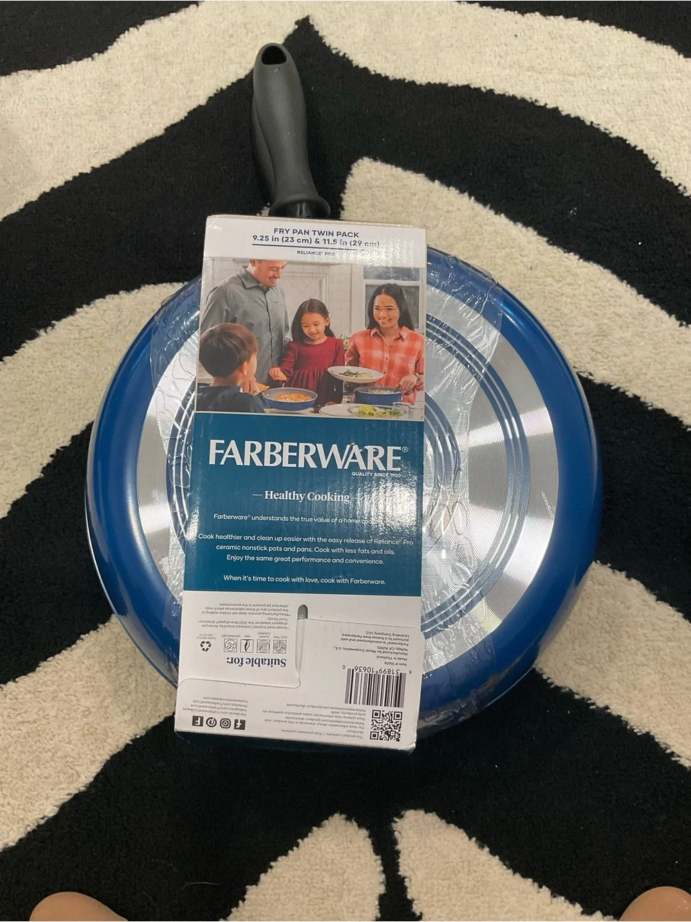 Farberware Nonstick Frying Pans (Set of 2)